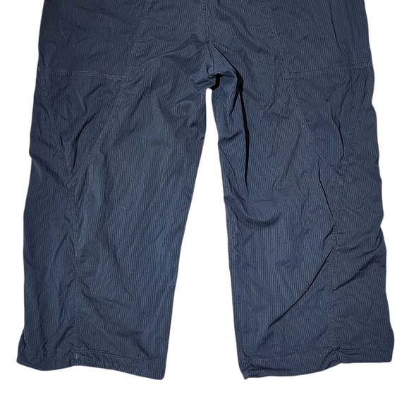 Lululemon Studio Crop Charcoal Grey Pants Size 10 Activewear Hiking - Picture 4 of 11